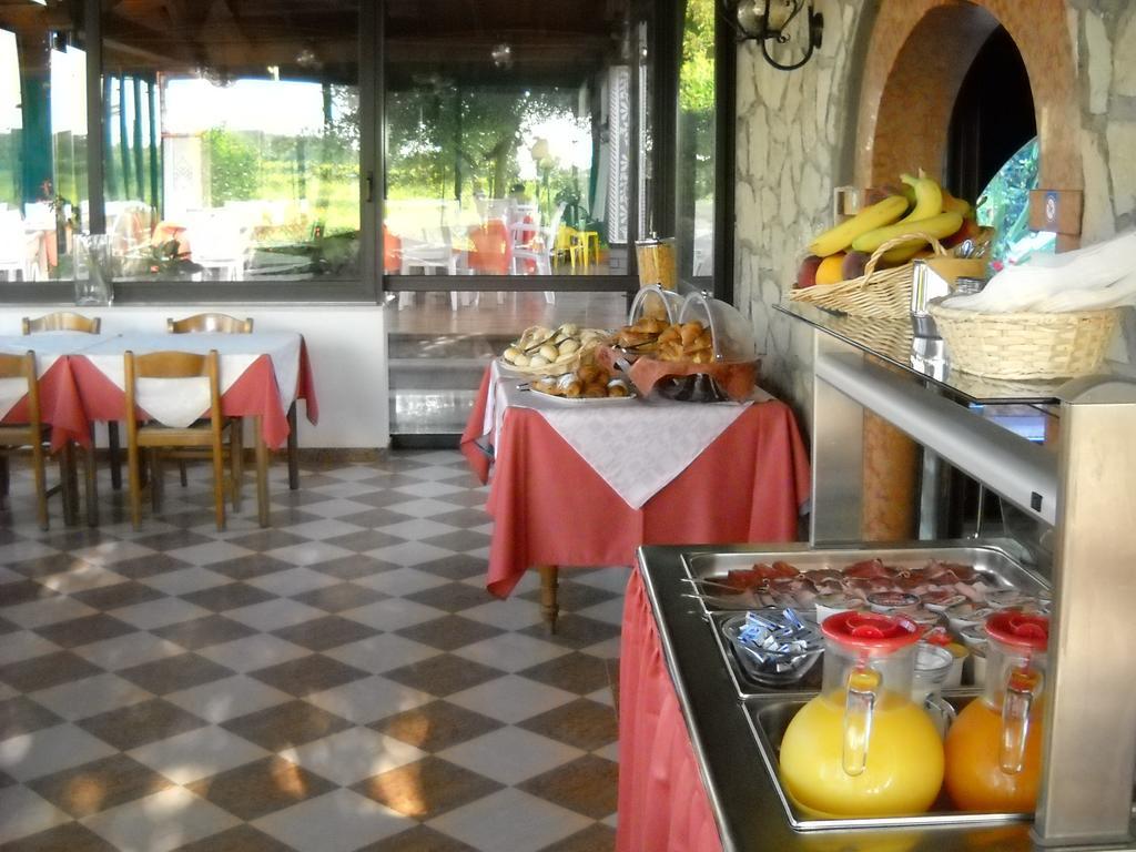 Albergo Mio ลาซีเซ ภายนอก รูปภาพ